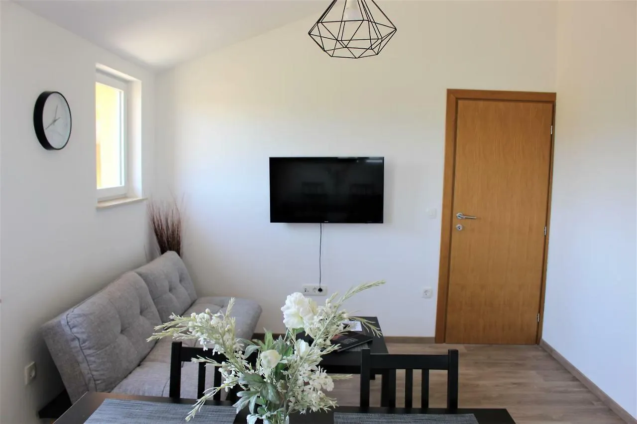 Apartment Horizont Apartman Kukci